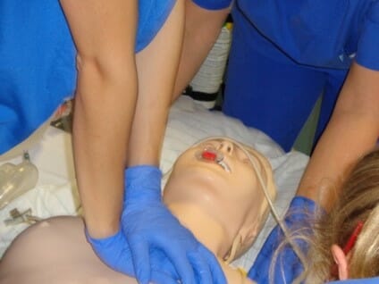 American-Heart-Association-Advanced-Cardiovascular-Life-Support-ACLS-003 TCRH Kompetenz-Zentrum Medizinische Ausbildung und Trainings: Führungswechsel und neue Pädagogische Leitung
